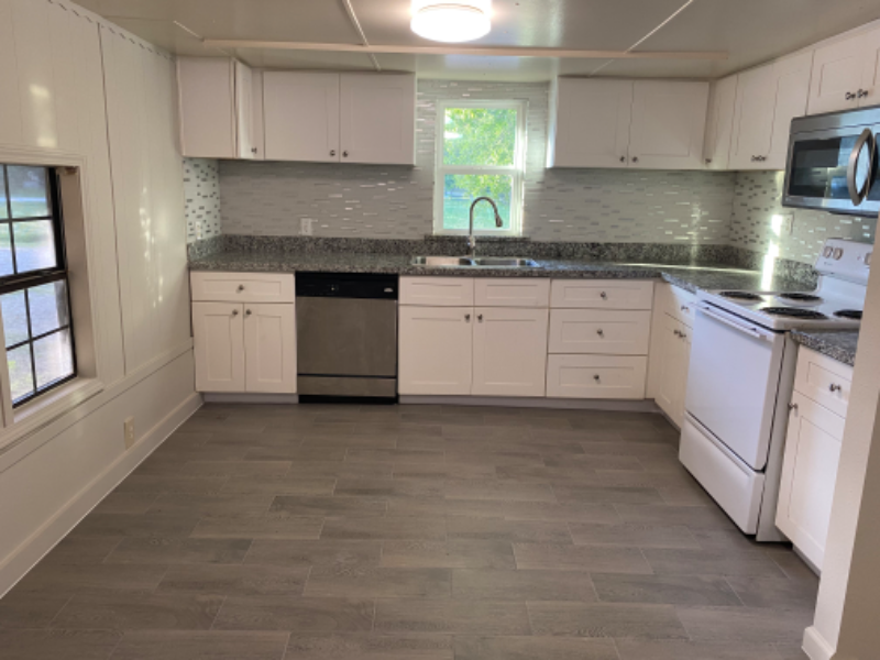 Conroe House: 14373 Twin Lakes Circle