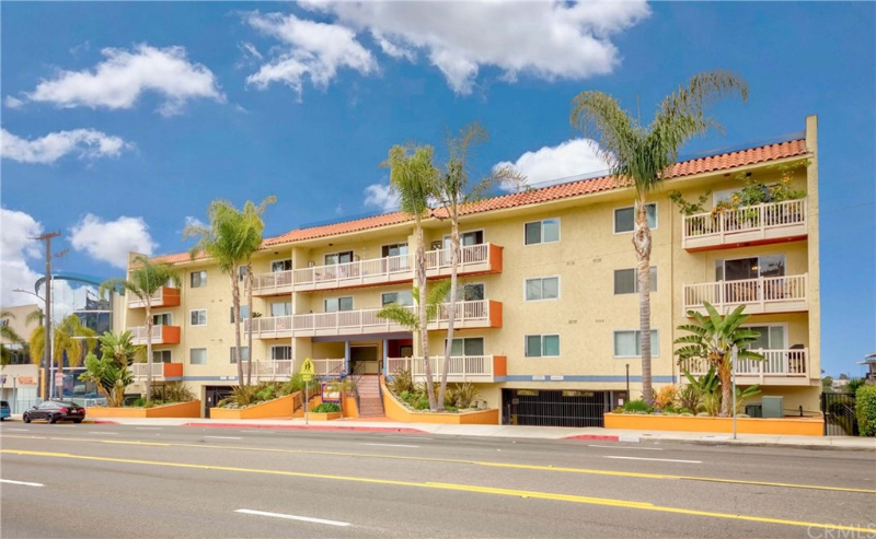Hermosa Beach Condo: 1707 Pacific Coast Hwy