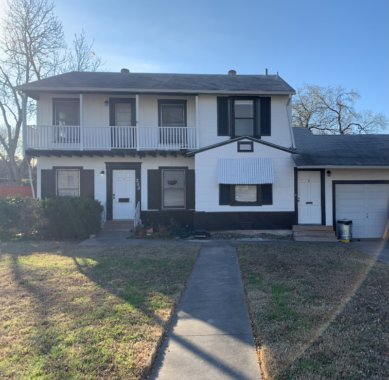 San Antonio Multiplex: 250 Senisa