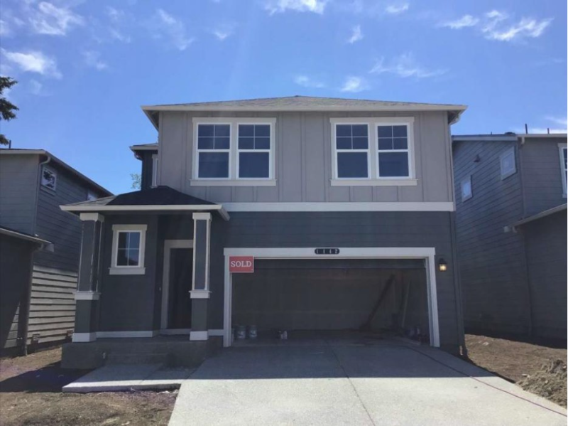 Port Orchard House: 1126 SW Sedge St