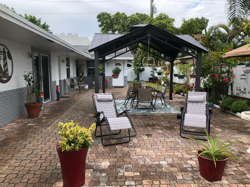 Fort Lauderdale House: 506 SW 18th Court