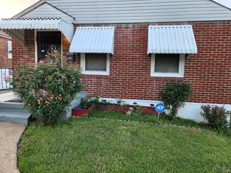 Saint Louis House: 4706 Roxie St, Saint Louis MO