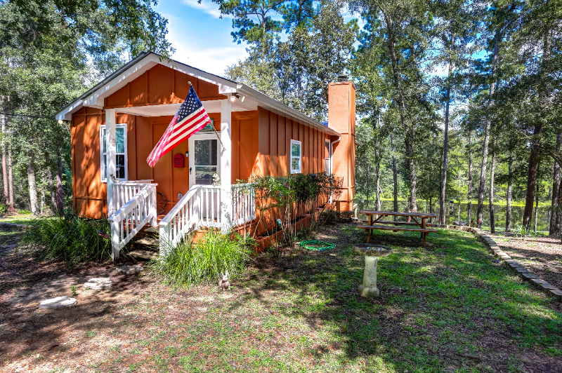 Century House: 590 St Luke Church Rd