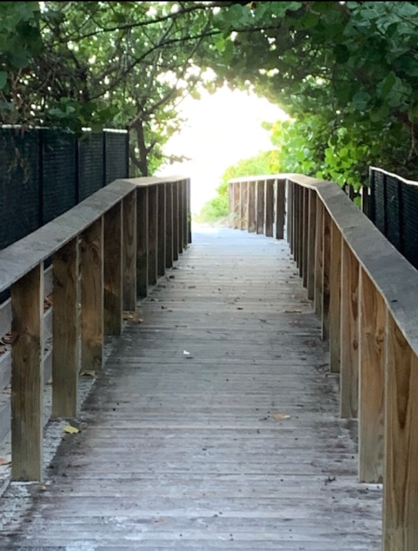 Naples Condo: 1 Bluebill Ave