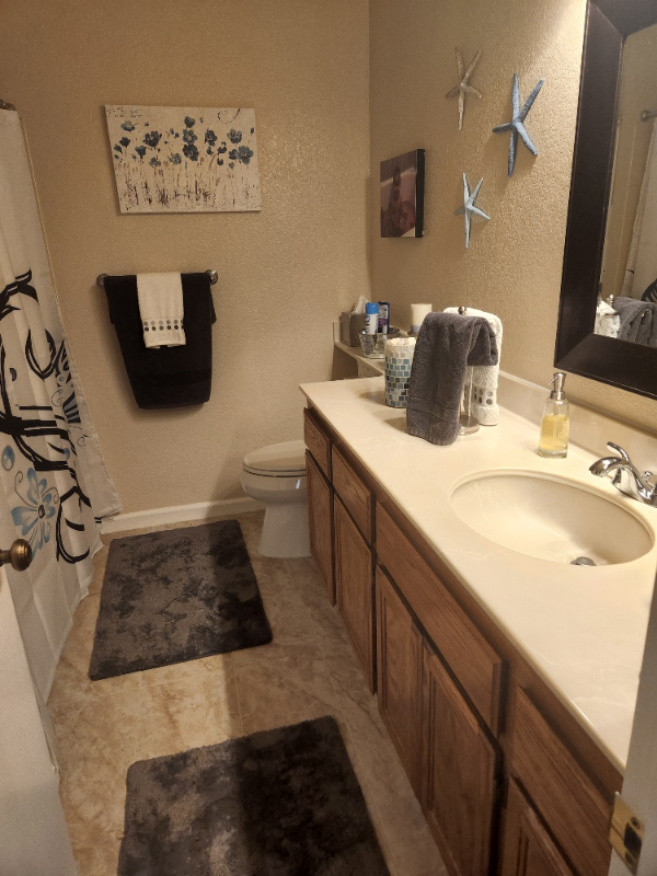 Benicia Townhome: 353 Columbia Cir