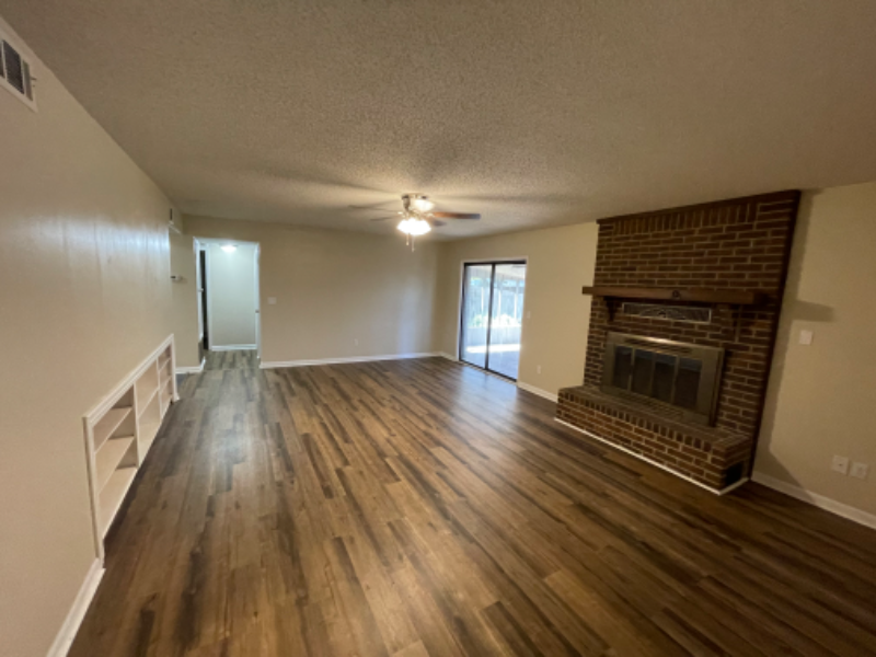 Shalimar House: 85 7th St