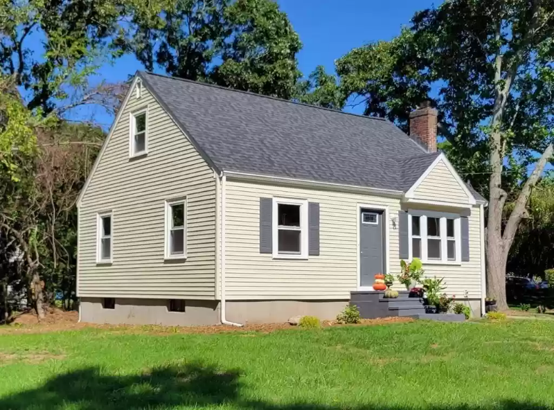 Foxboro House: 15 Boyden Dr, Foxboro, MA 02035, USA