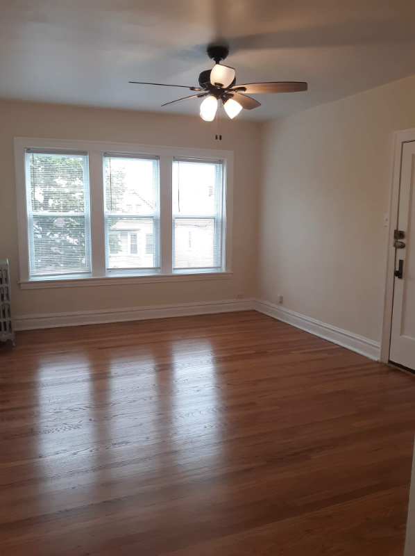 Chicago Multiplex: 5355 W Eddy St