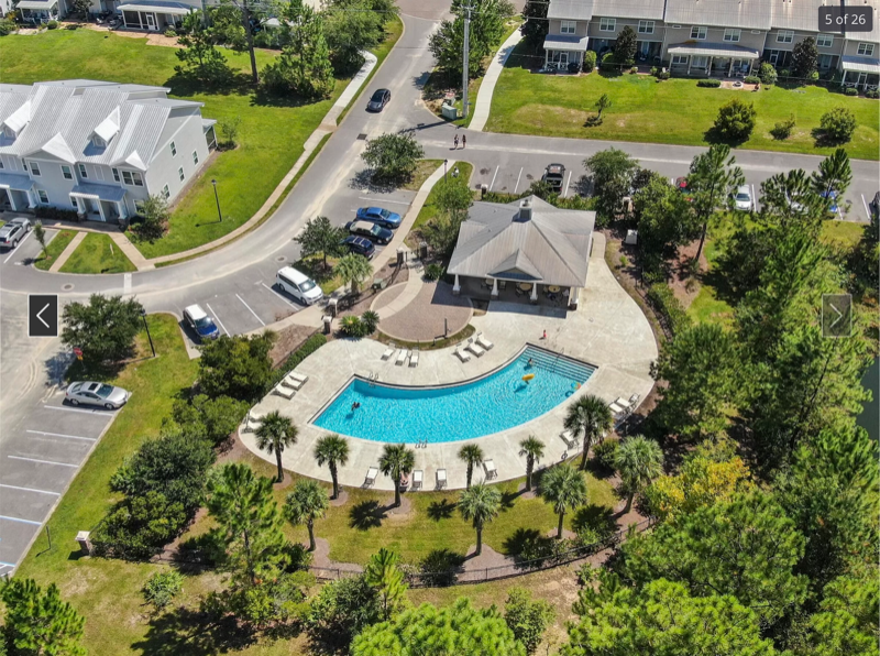 Freeport House: 151 N Sand Palm Rd