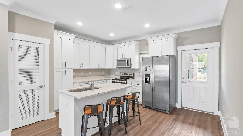 Freeport Townhome: 145 N. Sand Palm Dr.