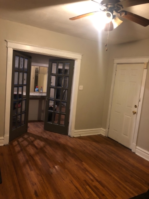 Saint Louis Apartment: 4238 Dewey Avenue