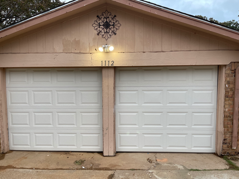 Denton House: 1112 Autumn Oak