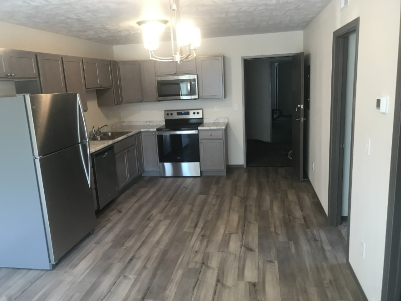 Humboldt Apartment: 502 s Jefferson St