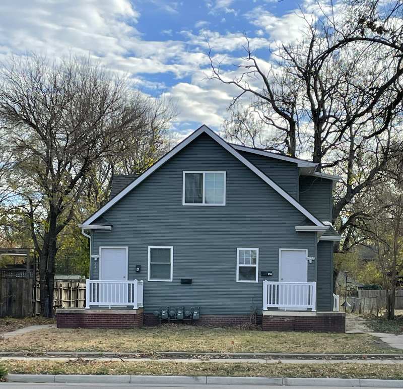 Salina Apartment: 749 S 9th St