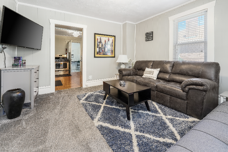 Salt Lake City House: 2700 S 600 E