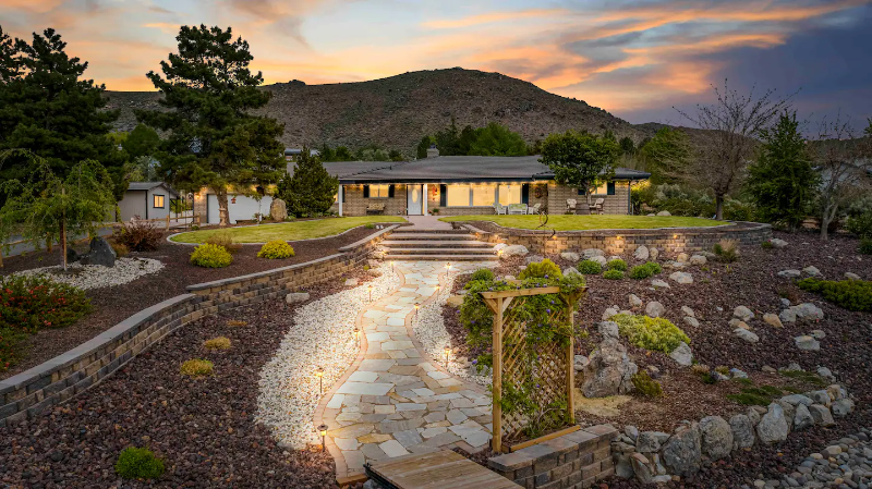 Carson City House: 2477 S. Lompa Ln