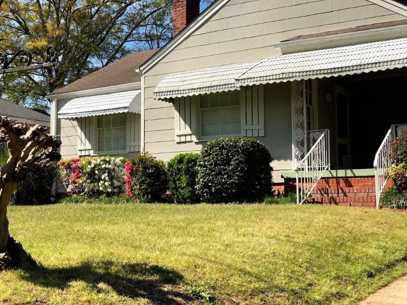 Montgomery House: 2807 Mallory St