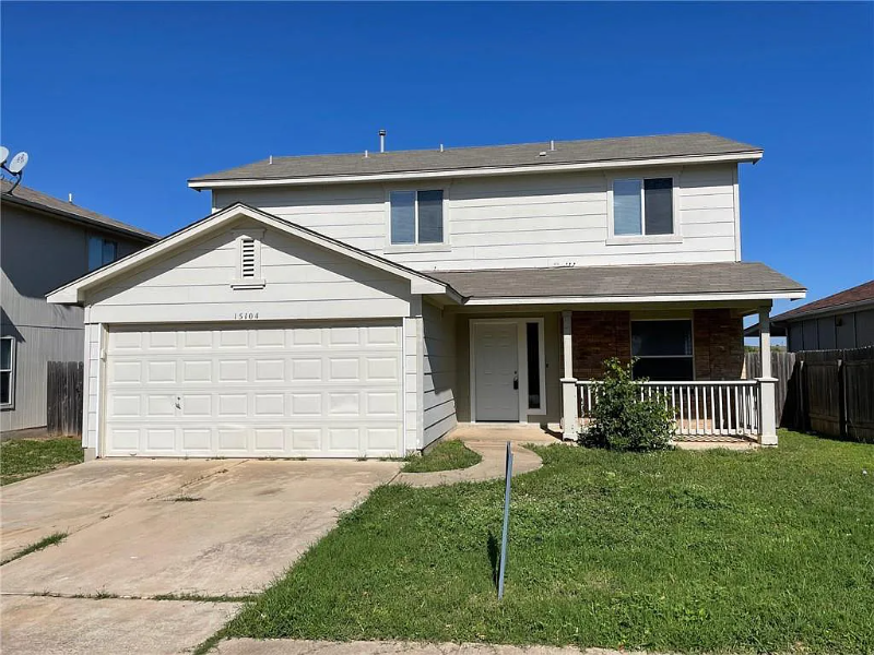 Austin House: 15104 Sabal Palm Road