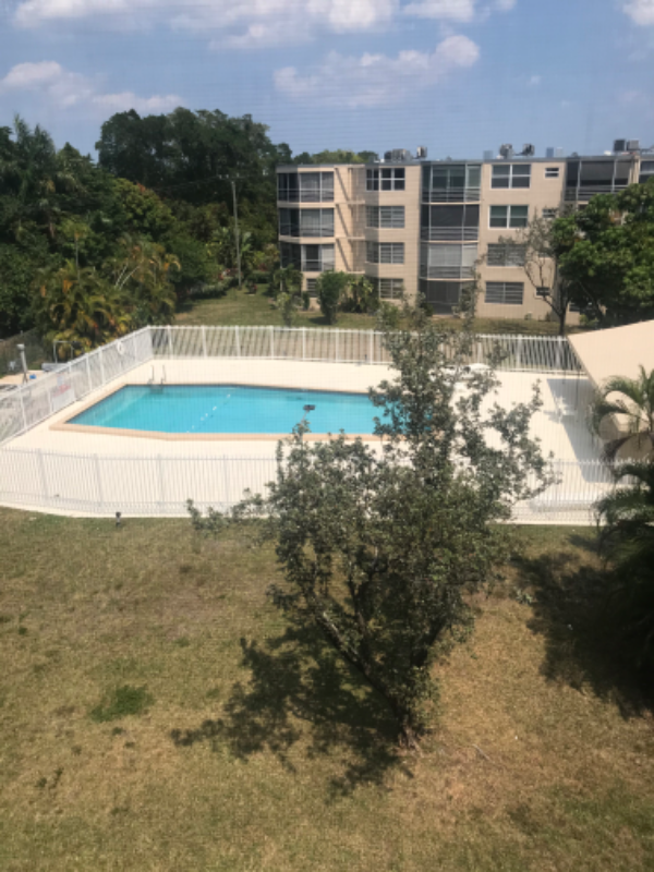 North Miami Beach Condo: 1401 NE 191 st