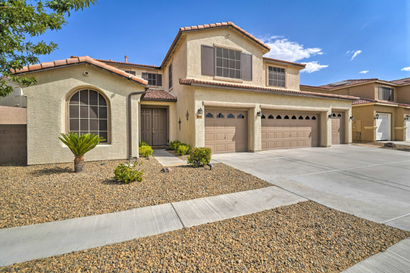 North Las Vegas House: 6449 Deer Peak Court