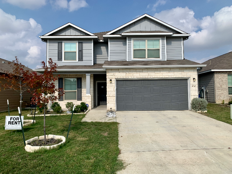 San Antonio House: 6727 Hibiscus Falls