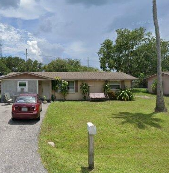 Sarasota House: 8289 Pelican Rd