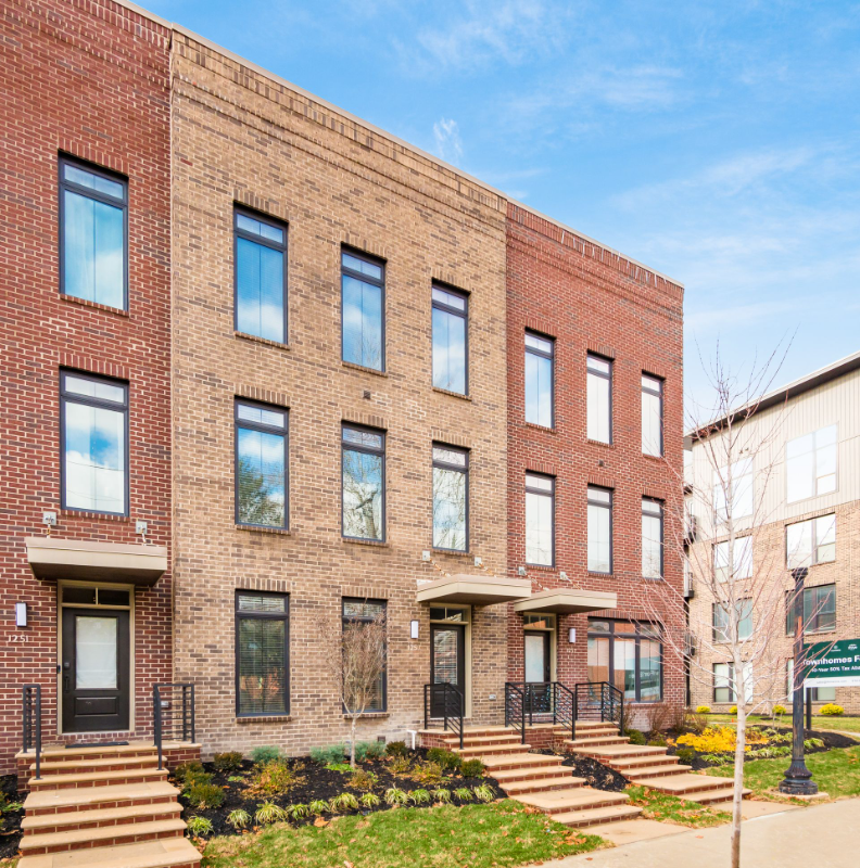 Columbus Townhome: 1253 Perry Street