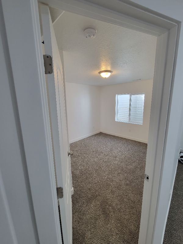 Eagle Mountain Townhome: 7244 Silver Spring Way