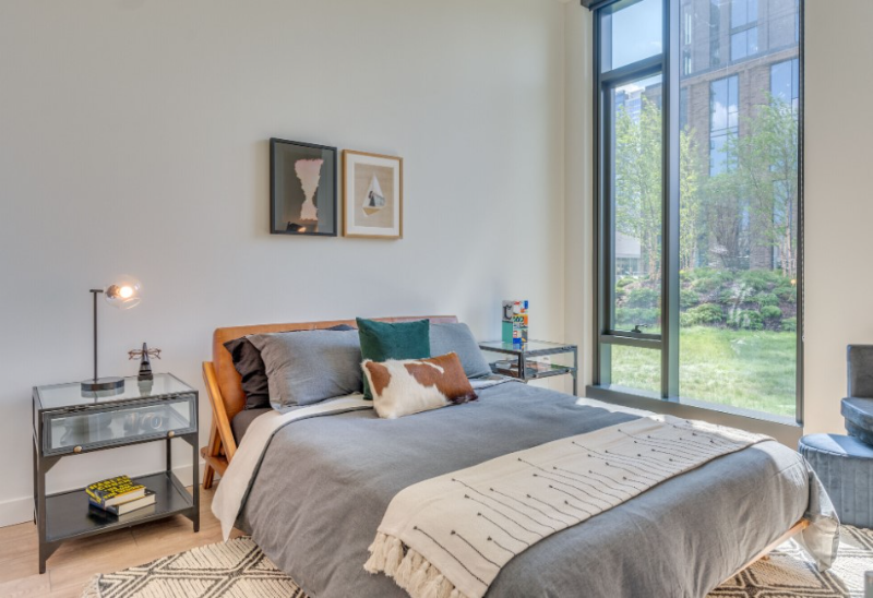 chicago Apartment: 825 west madison