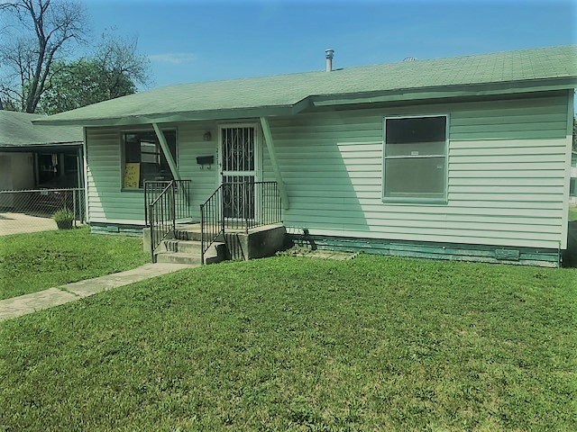 San Antonio House: 231 Wilcox Ave,