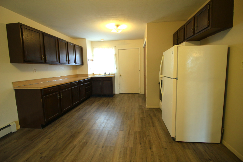 Livingston House: 616 N 5th