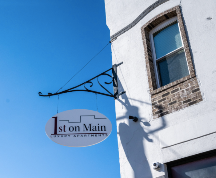 Albemarle Apartment: 103 N First St