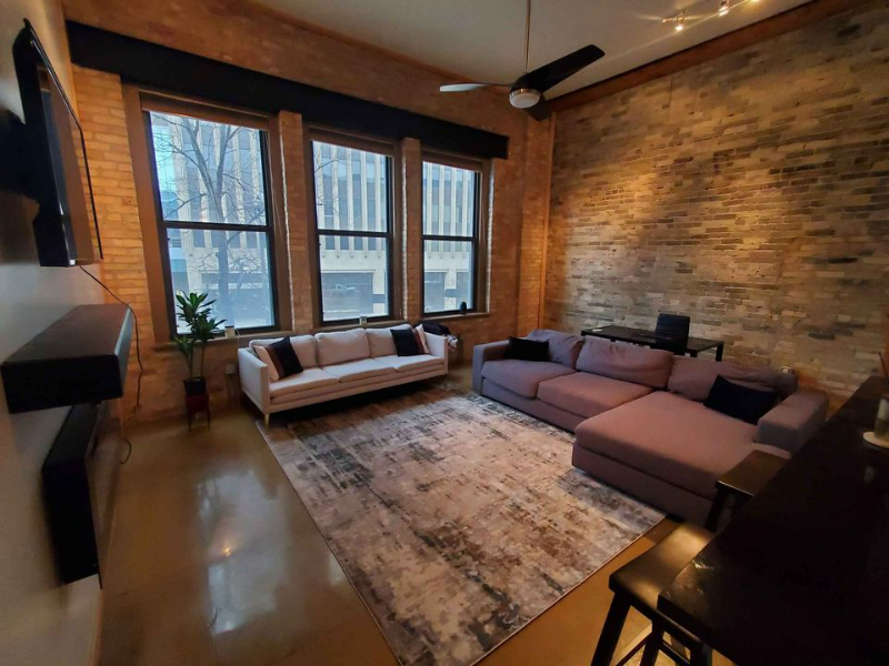 Milwaukee Condo: 773 N Water St.