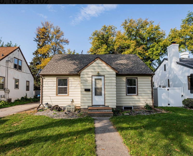 Fargo House: 1458 10th St N