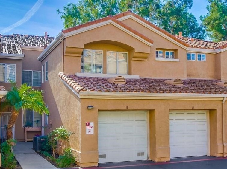 El Cajon Condo: 13803 Pinkard Way