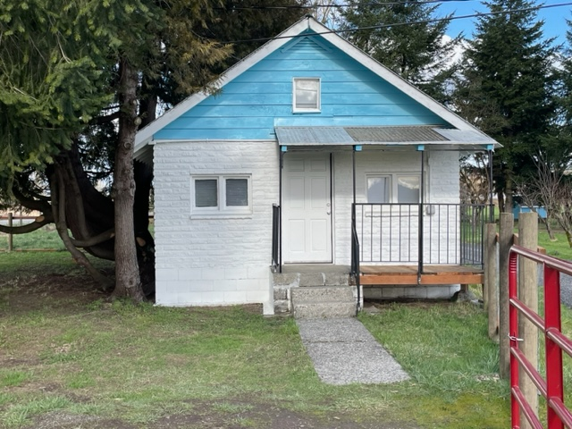 Monroe House: 20701 Crescent Lake Rd