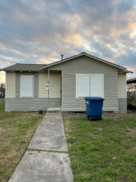 Corpus Christi House: 2717 Rogers St