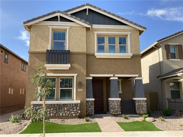 Gilbert House: 4123 E JONES ST