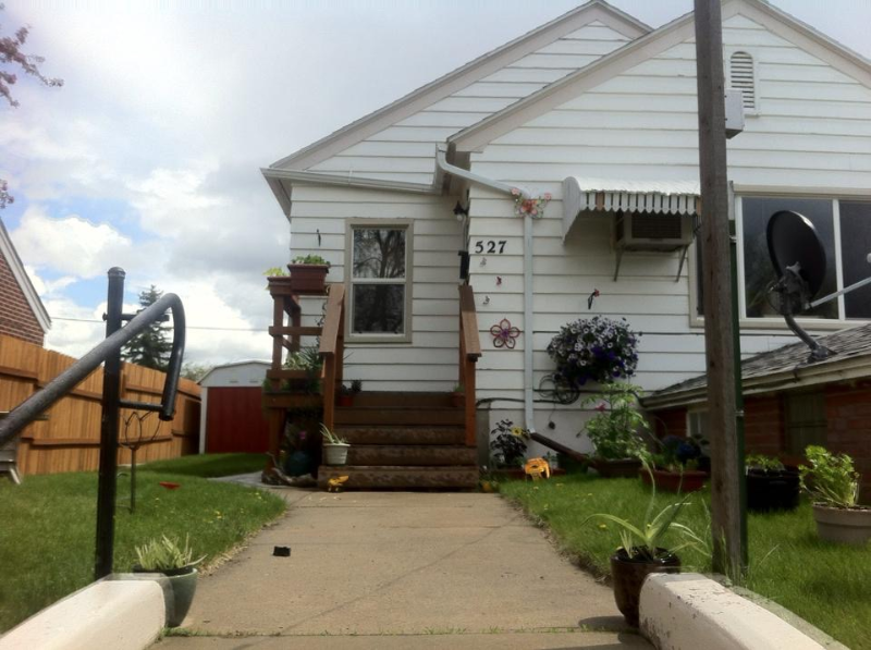 Havre Apartment: 527-1st Avenue