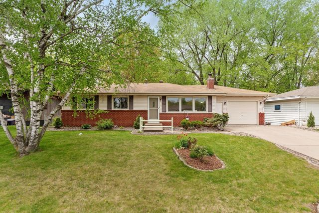 New Brighton House: 656 17th Ave NW