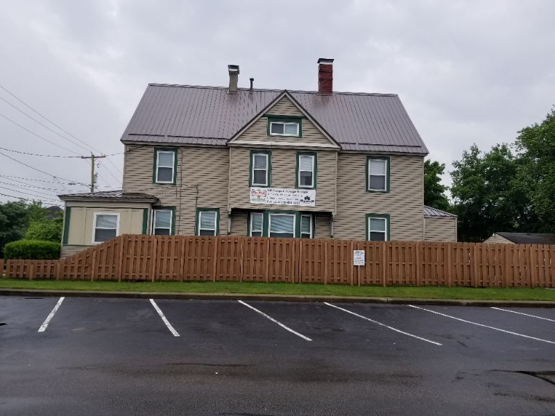 Akron Apartment: 26 S Adams St