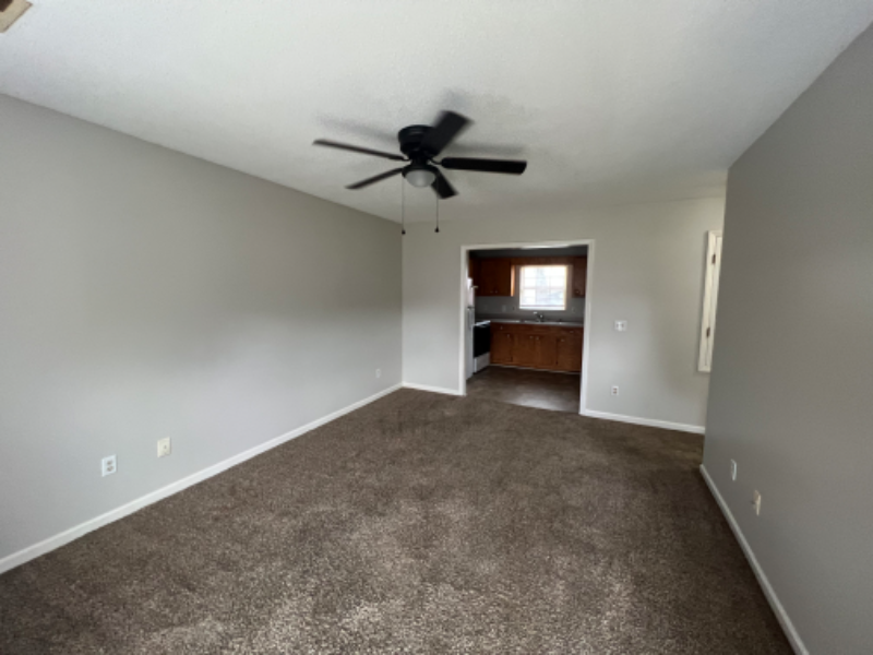 Burlington Apartment: 317 Caswell Street