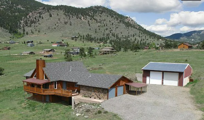 Golden House: 4627 Camino Perdido