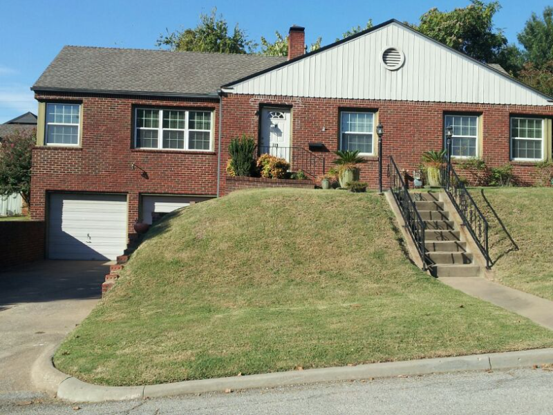 Tulsa House: 119 E. 26th St