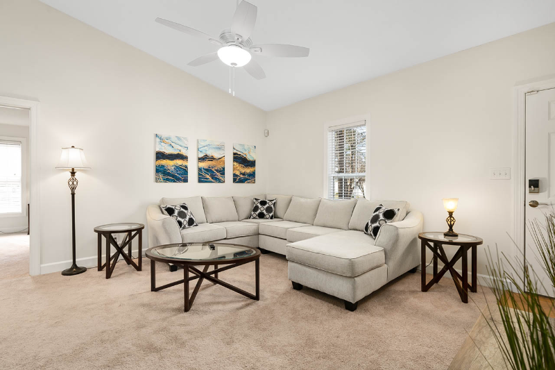 Knightdale House: 909 Danley Lane