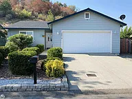 Soulsbyville House: 18016 Clouds Rest