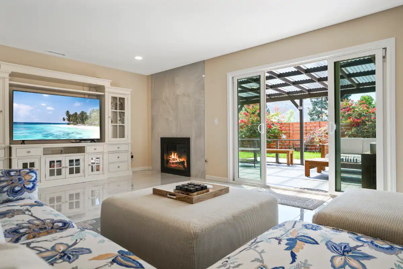 Ventura House: 390 Seneca St