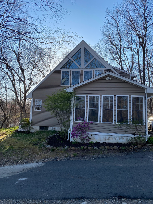 Canton House: 99 Bahre Corner Rd