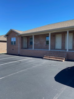 Harrogate House: 151 St. George Ln