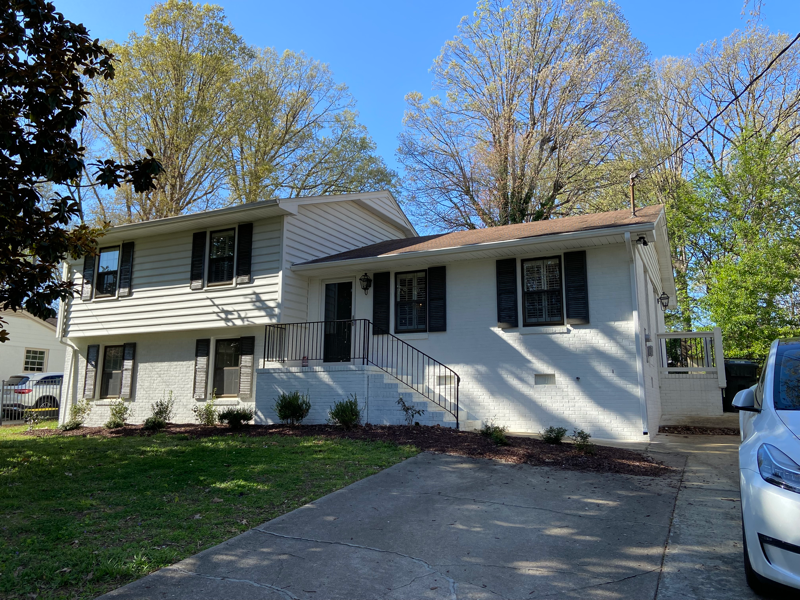 Raleigh House: 312 Northfield Drive